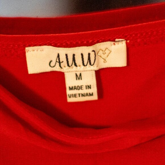 Stunning Red Dress Size M + Rose Detail - Picture 3 of 4